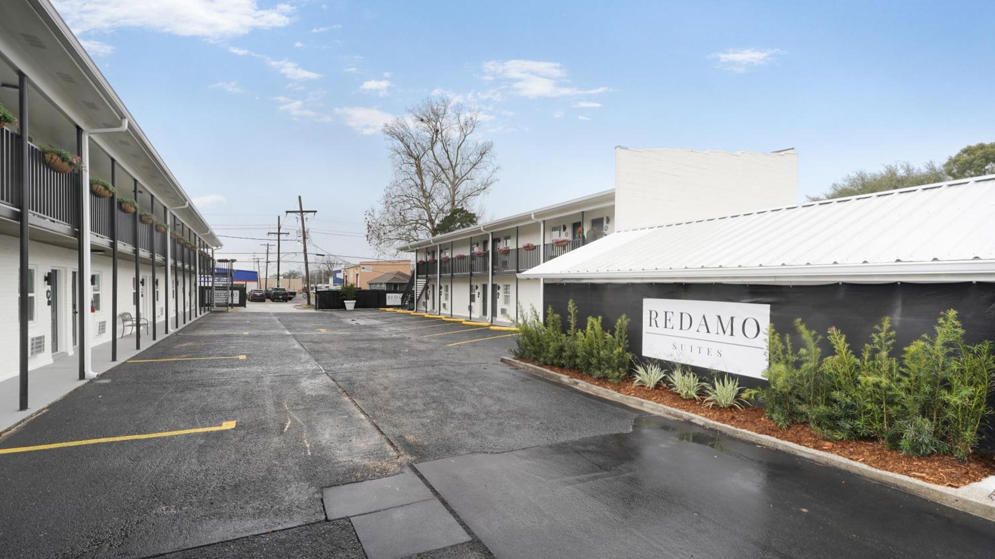 Redamo Suites Jefferson Bagian luar foto